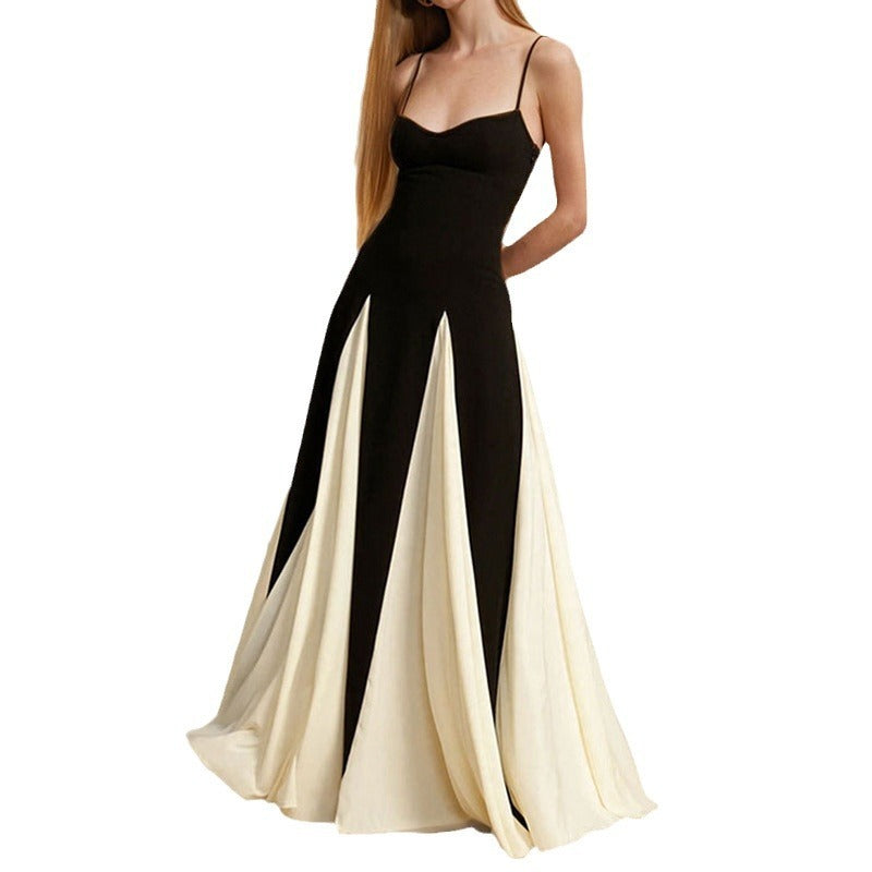 Elegant pleated maxi dress with straps
