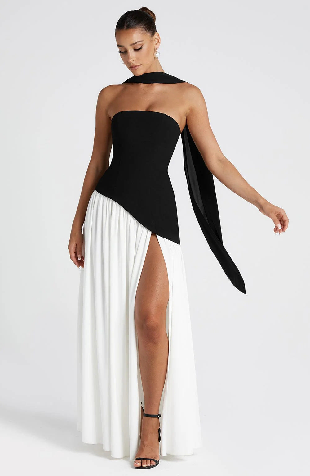 Elegant black and white patchwork maxi dress