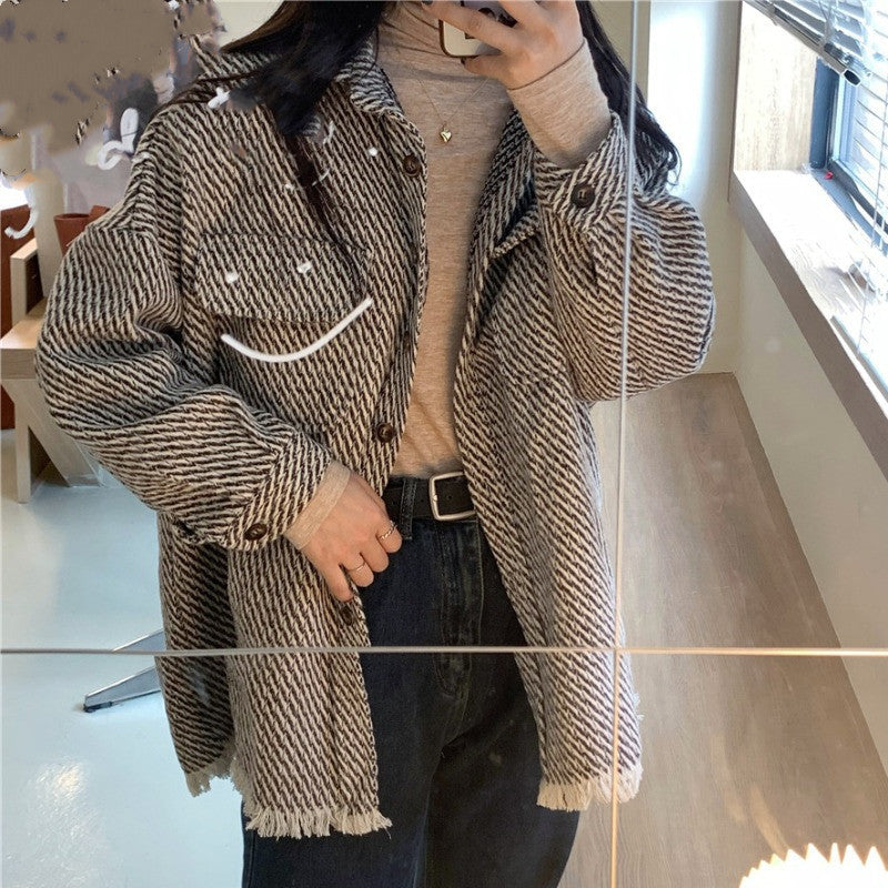 Loose fit grid-pattern shirt jacket for women