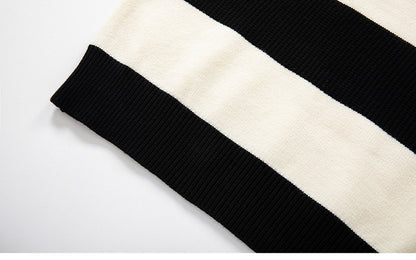 Loose fit men’s sweater for fall and winter
