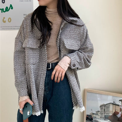 Medium-length plaid shacket with POLO neck