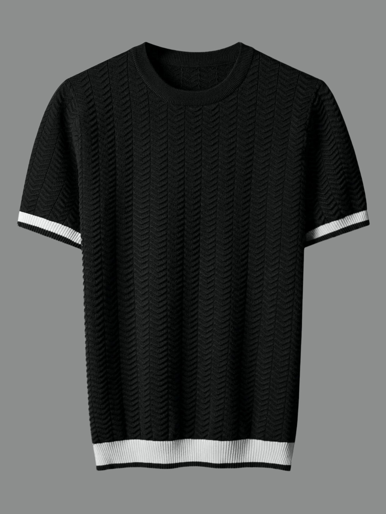 Modern slim-fit men’s summer t-shirt with jacquard design