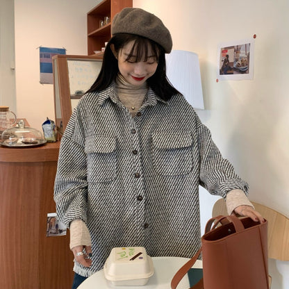 Yuvoro plaid shirt jacket buttoned front view