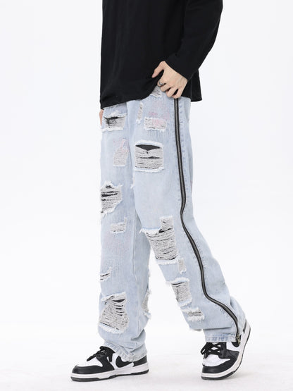 Yuvoro washed jeans with straight cut silhouette
